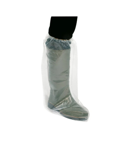 Sur-botte jetable transparent en polyéthylène, avec élastique de maintien, conçu pour protéger bottes et vêtements dans les milieux agroalimentaires, médicaux et industriels. Dimensions : 370×440 mm, vendu par boîte de 50 unités.